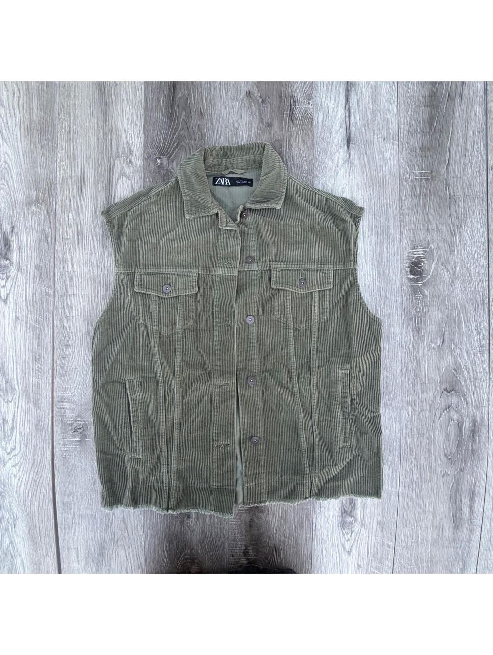 Zara Women’s Corduroy Oversized Olive Green Vest size Small